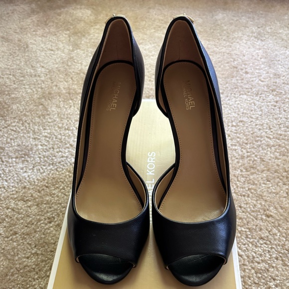 Michael Kors Black Leather Peep Toe Heels with Gold Logo Detail Size 7.5 - Picture 1 of 5